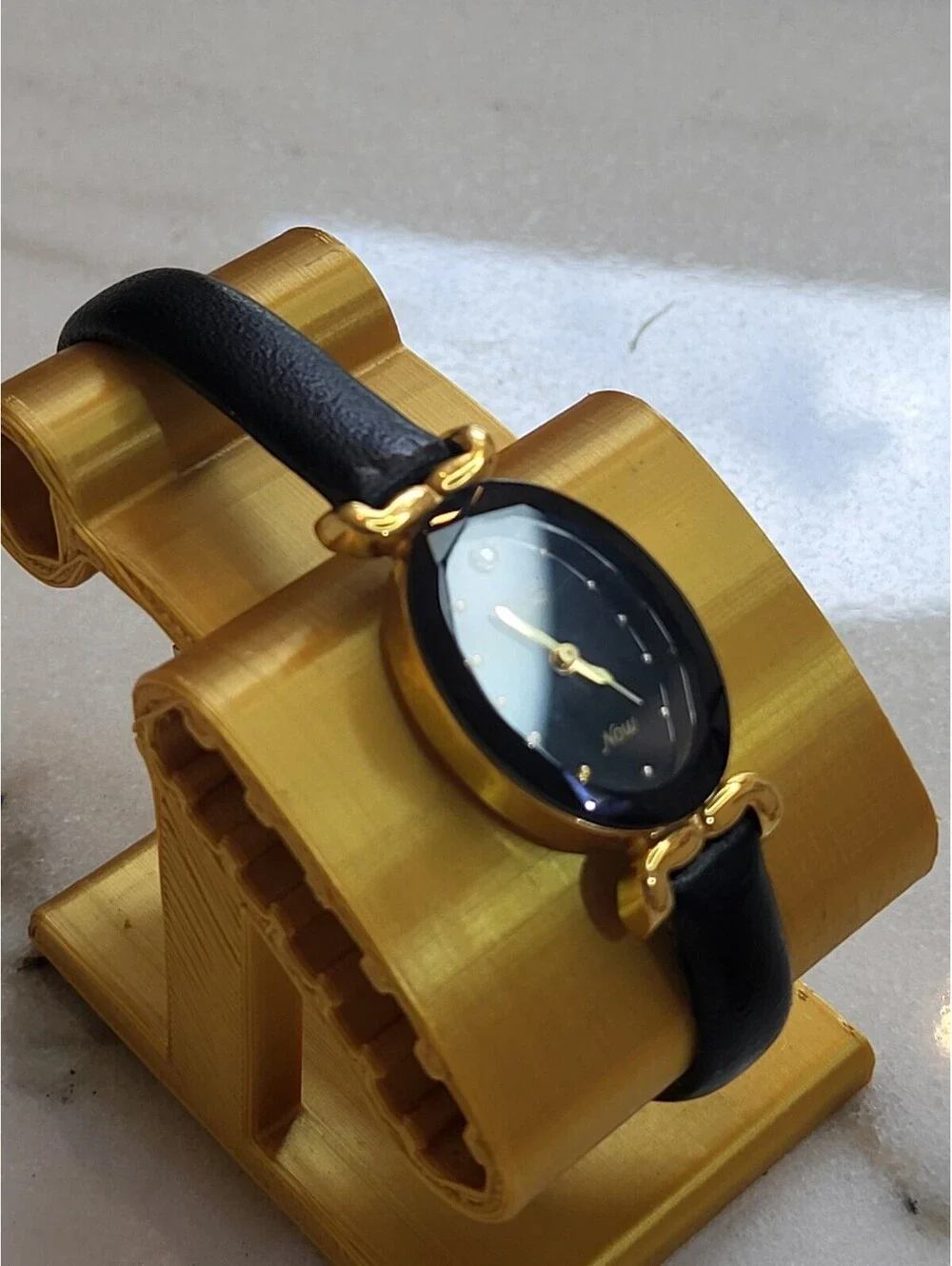 Armitron Now Womens Watch Diamond 75/3248 18mm Gold Tone Case Black Dial EUC